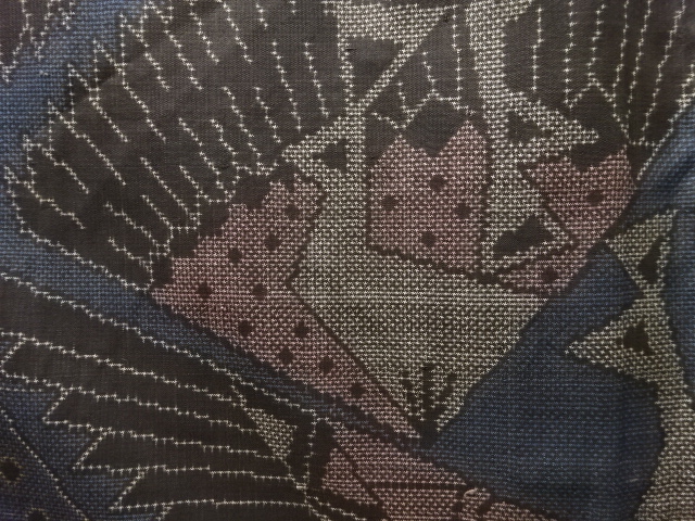 JAPANESE KIMONO / ANTIQUE KIMONO / SILK / DORO OSHIMA TSUMUGI / WOVEN ABSTRACT PEACOCK